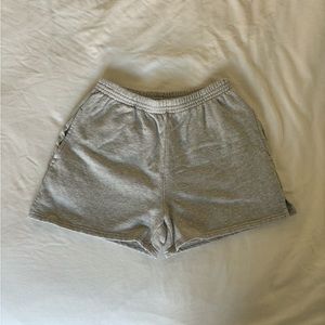Brandy Melville Soft Rosa Shorts